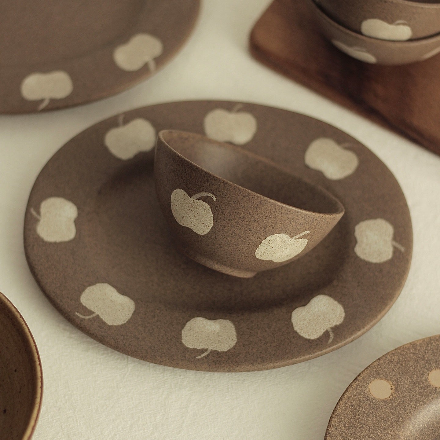 Rustic Ceramic Dinnerware Set with Apple Pattern, Japanese Style Handmade Bowl Plate Cup Set for Minimalist Kitchen Decor
