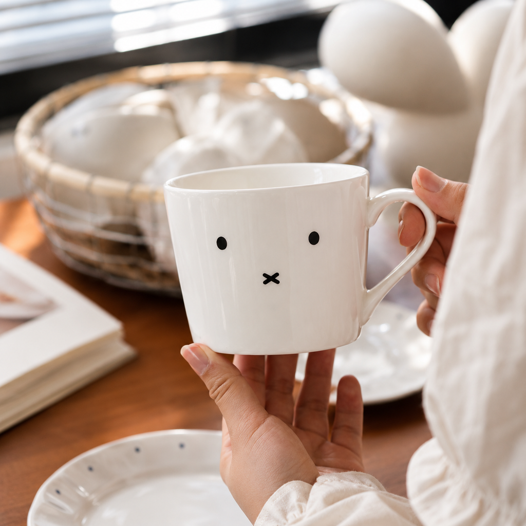 Minimalist Face Ceramic Mug – Cute 380ml Coffee Cup | White Funny Tea Mug with Simple Design for Home, Office & Everyday Drinks